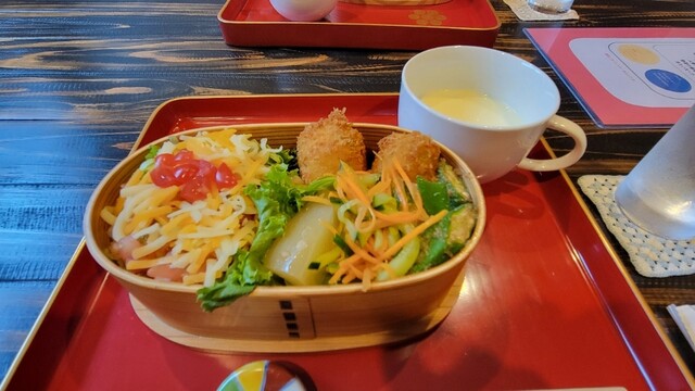 マンマカフェ ブレーメン（酒田）- 落ち着くカフェでゆったりブランチとコーヒーを楽しむ