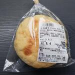 ハローズ ベーカリー 戸手店 - 北海道サクふわメロンパン (税抜)100円 (2022.09.03)