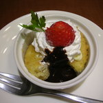 グラッチェガーデンズ - いちごのスポンジケーキ