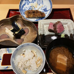 銀座 しのはら - 松茸ご飯のお供は飛騨飛び牛のヒレ肉炭火焼き、ヤマメのフライ、香の物、車麩入り赤出し 〆を飾るしのはら定食