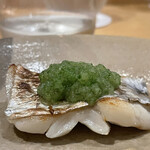 銀座 しのはら - 太刀魚の酒塩焼きに胡瓜酢