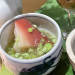 銀座 しのはら - 北寄貝に炙りを入れて枝豆の銀餡を施す