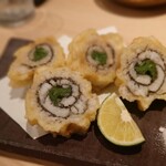 酒と料理　戸塚駅横研究所 - ハモと万願寺唐辛子の巻き揚げ(¥880)