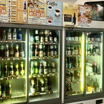 h SAKURA CAFE - たくさんのビール