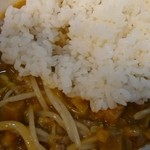 八重山STYLE - まぜそば：麺を食べた後に小ライスを投入