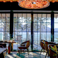 レークハウス - 