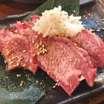 たれ焼肉 金肉屋 - 