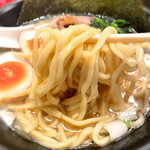 Yokohama Iekei Ramen Kamariya Ootemachi Ten - 味玉醤油の麺（カタメ）