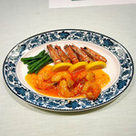 北京料理桂蘭 - 新メニューの国産車海老のチリソース(旧メニューは輸入海老)です。海老自体は少し小ぶりになりましたが、美味しさはアップしました。