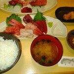 三崎鮪と旬の魚 わたつみ - 