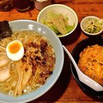 佐野ラ－メン たかの - 揚げネギラーメンキムチチャーハンセット