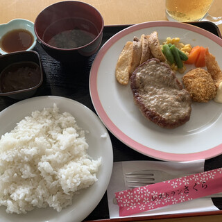 レストランさくら_1