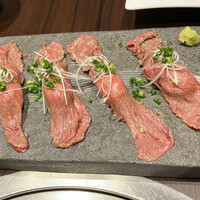 近江牛専門店 万葉 まえだ亭 - 