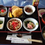 Shinsei Zansou Kantorikurabu - ランチ 松花堂弁当 追加差額330円