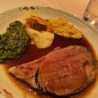 ロウリーズ・ザ・プライムリブ 恵比寿ガーデンプレイス店 - 