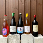 シオジリ ストア - 常時６〜８種のグラスワイン