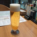 仙台ステーションオイスターバー - 一杯目の生ビール