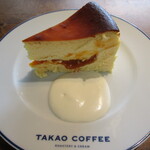 タカオ コーヒー - アプリコットチーズケーキ