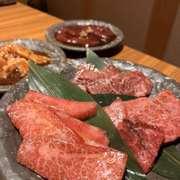 神戸牛焼肉 石田屋。Hanareの上 - 