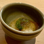 菊鮨 - ❻喉黒蒸し鮨〜独特な喉黒の味わいある餡が絡む丼