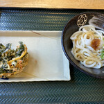 Hanamaru Udon - 温おろししょうゆうどん小と桜海老とワカメのかき揚げ