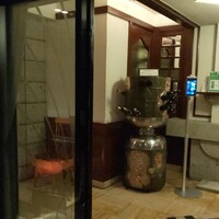 横浜瀬里奈 ステーキドーム - 