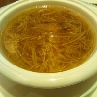 萬珍樓 本店 - フカヒレスープ
