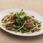 Stir-fried chive liver