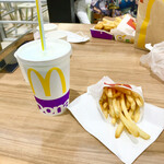 マクドナルド 名古屋エアポートウォーク店 - 