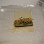 カンテサンス - フォワグラのテリーヌ　クレープ包み