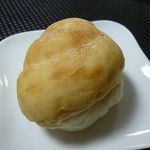 ロールパン 90円