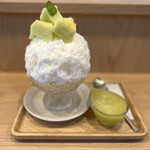 GOFUKU - 生メロンミルク(果肉のせ)