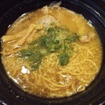 カラオケビッグエコー - 料理写真:背脂醤油ラーメン880円