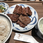 ねぎし - ３種盛定食