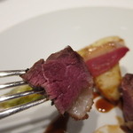 エディション・コウジ シモムラ - マグレ鴨のグリエ