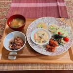 菜食ゆにわ - プレートランチ