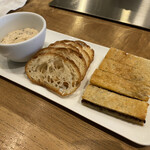 シャントレル - ❶スモークサーモンのリエット、クロックムッシュ