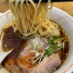 麺尊 RAGE - 食感の良い細麺