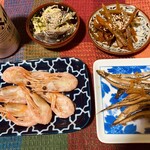 かば田 - 料理写真:晩酌のアテ並べました