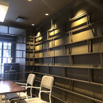 ピエール マルコリーニ - スタイリッシュな店内