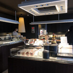 ピエール マルコリーニ - １階のショーケース