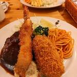 喫茶店 ピノキオ イオンモール久御山店 - 