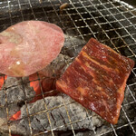 七輪焼肉 安安 - 牛タンコンビメニュー 牛タン塩×漬けカルビ　税込580円