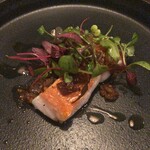 ADI - 【金目鯛のソテーひよこ豆のソースがけ】