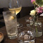 ADI - 【ネパール山椒ジンットニック】【ネパールお茶　アイス】お水とお花