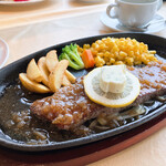 パティオ - 牛ステーキ