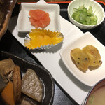 Hidamari - ご飯が多いので、たらこが嬉しい。薩摩芋はおかずでは無く甘味！？