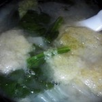 住吉厚高商店 - 松山揚とほうれん草などの味噌汁です