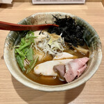 Yaki Ago Shio Ramen Takahashi - 全景です