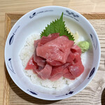 海玄 - 柵から切り出された鮪の切身は、全く入っていません